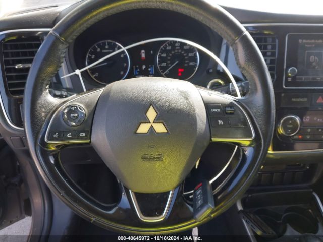 JA4AD3A35HZ054866 Mitsubishi Outlander Se/sel