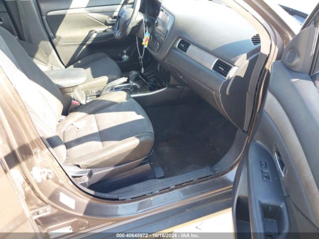 JA4AD3A35HZ054866 Mitsubishi Outlander Se/sel