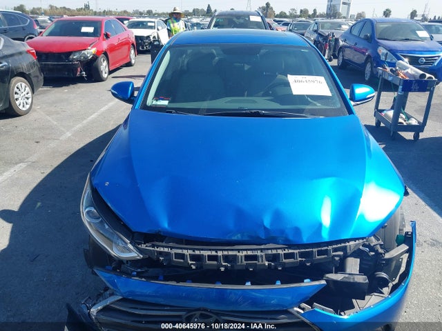 Hyundai Elantra Limited 2017 5NPD84LF2HH072723 Image 13