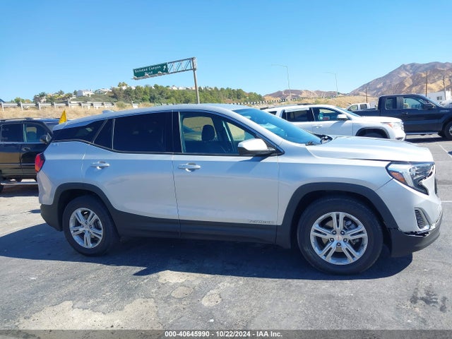 3GKALMEV5LL137034 GMC Terrain Fwd Sle
