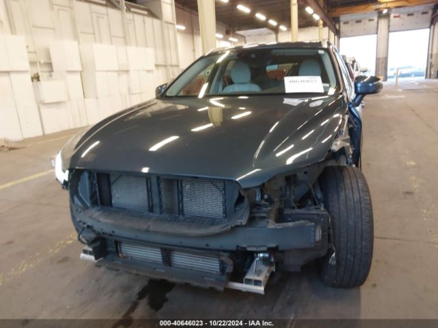 YV4A22RK3M1777638 Volvo Xc60 T6 Momentum