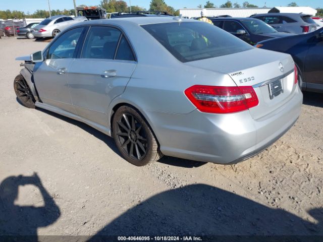 2011 MERCEDES-BENZ E 550 WDDHF9AB1BA373864 Photo 2