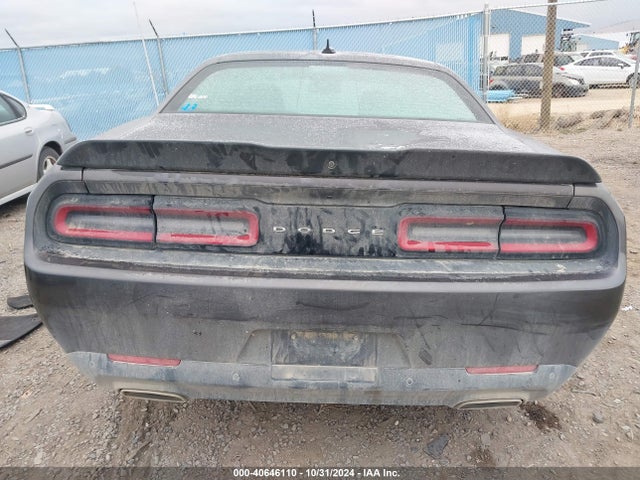 Dodge Challenger Sxt Plus 2018 2C3CDZAG8JH322226 Image 17