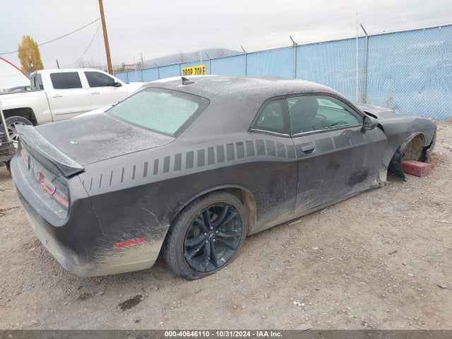Dodge Challenger Sxt Plus 2018 2C3CDZAG8JH322226 Image 4