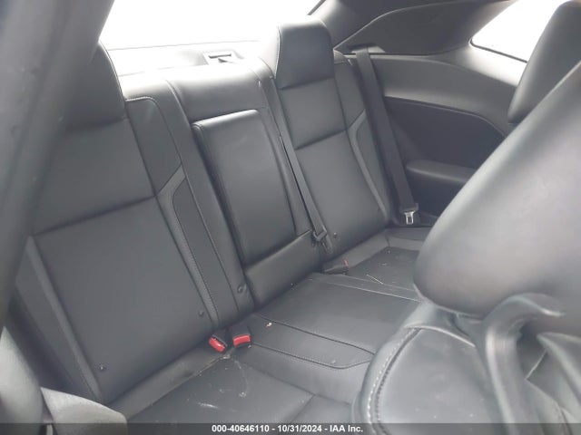 2C3CDZAG8JH322226 Dodge Challenger Sxt Plus