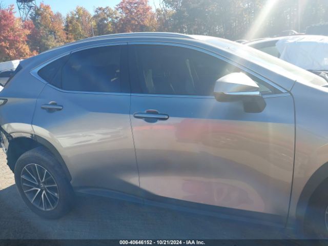 2T2AGCEZ3RC045926 Lexus NX 350