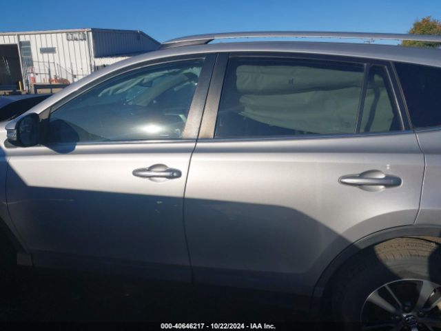 2T3WFREV4GW285860 Toyota Rav4 Xle