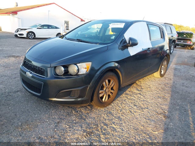 Chevrolet Sonic Lt Auto 2015 1G1JC6SH1F4184411 Image 6