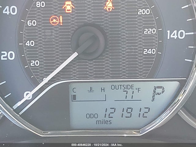 Toyota COROLLA LE 2015 5YFBURHE3FP303502 Image 15