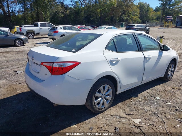 Toyota COROLLA LE 2015 5YFBURHE3FP303502 Image 4