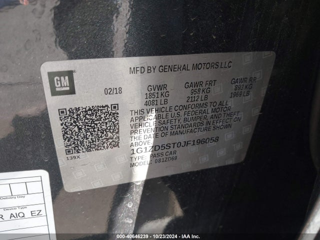 1G1ZD5ST0JF196058 Chevrolet MALIBU LT