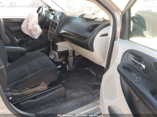 2C4RDGBG1ER220517 Dodge Grand Caravan Se/sxt