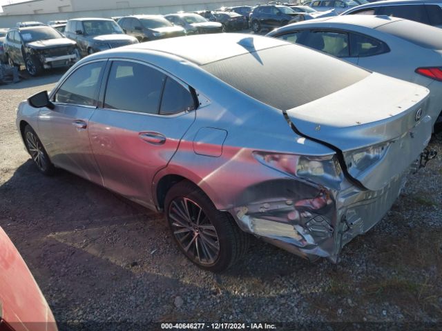 58ADA1C19PU033692 Lexus ES 300H