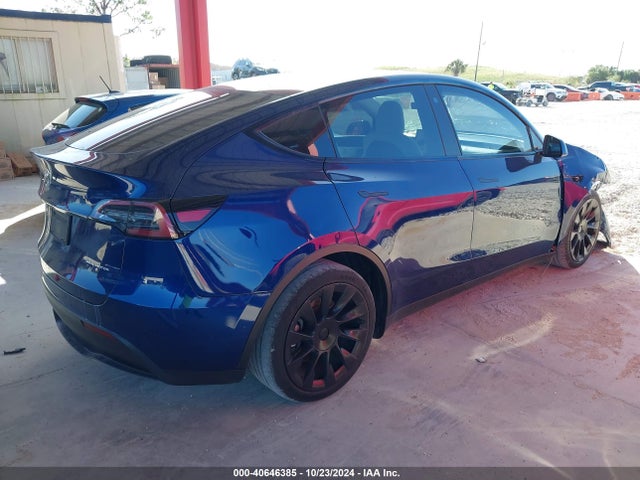 2021 TESLA MODEL Y 5YJYGAEE2MF293562 Photo 3