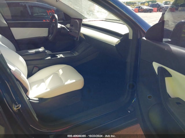 2021 TESLA MODEL Y 5YJYGAEE2MF293562 Photo 4