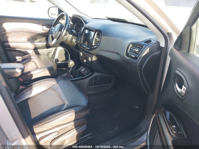 3C4NJCCBXKT664457 Jeep Compass Limited Fwd