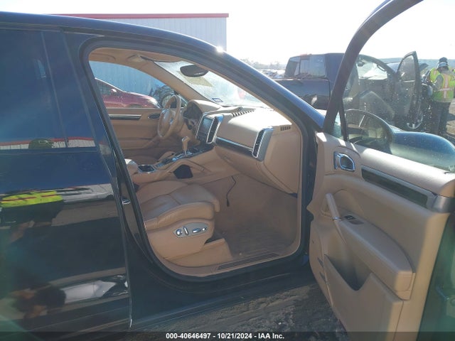 2013 PORSCHE CAYENNE WP1AF2A29DLA22077 Photo 4