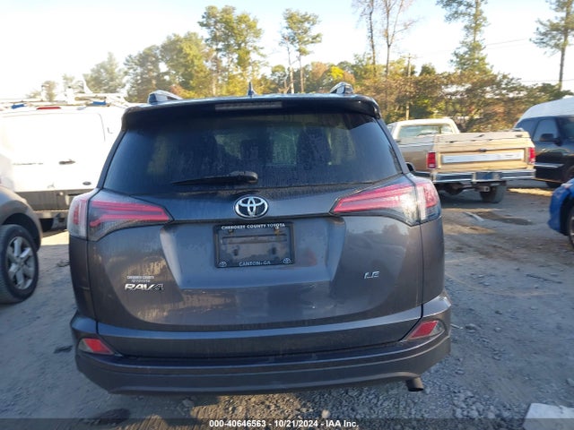 Toyota RAV4 LE 2017 2T3ZFREV2HW319227 Image 16
