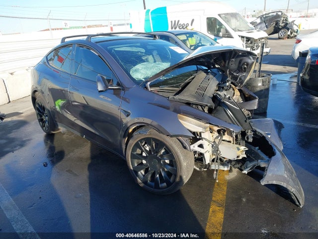 2023 TESLA MODEL Y 7SAYGDEE4PF908539 Photo 0