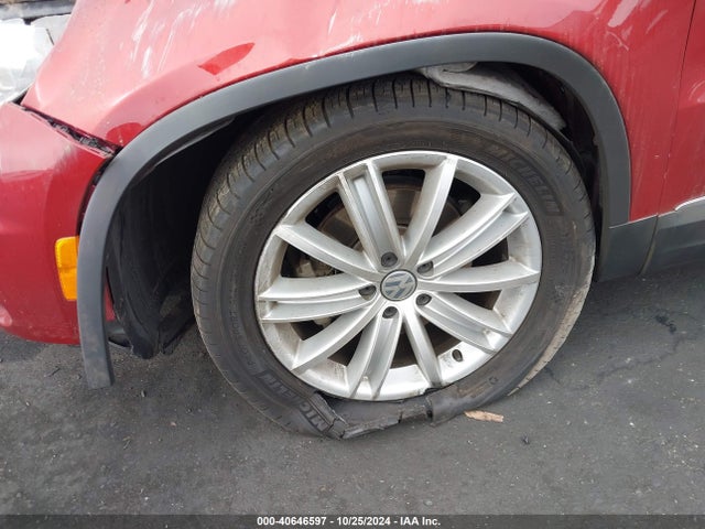Volkswagen TIGUAN SE 2016 WVGAV7AX2GW021431 Image 18