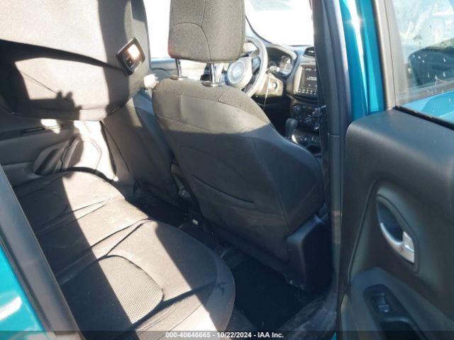 ZACNJDE1XNPN81999 Jeep Renegade Altitude 4x4