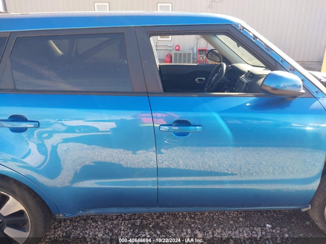 KIA SOUL + 2018 KNDJP3A51J7550585 Image 14