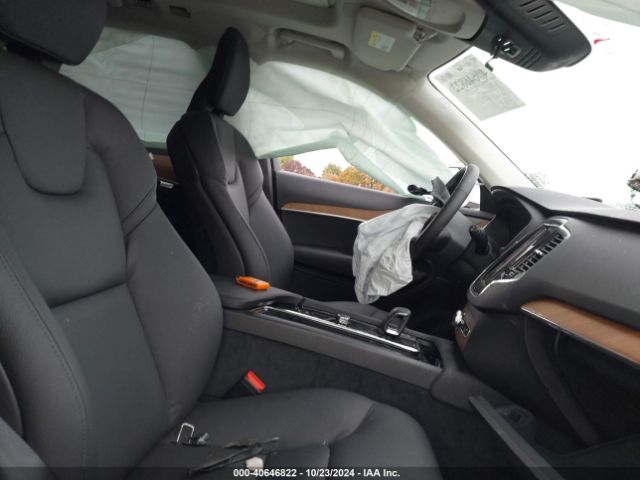 2025 VOLVO XC90 PLUG-IN HYBRID YV4H60JE6S1301040 Photo 4