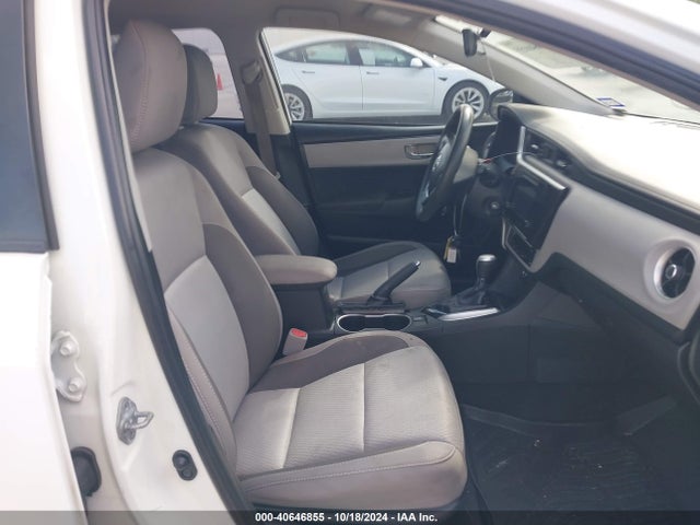 Toyota COROLLA LE 2018 5YFBURHE8JP767703 Image 5