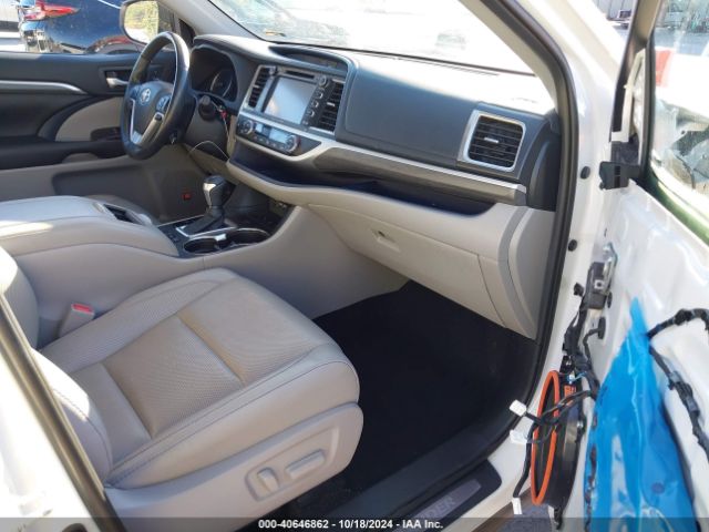 Toyota Highlander Limited Platinum 2019 5TDDZRFH1KS706838 Image 5