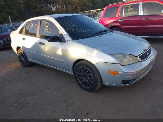 40646879 :رقم المزاد ، 1FAFP34N57W127076 vin ، 2007 Ford Focus S/se/ses مزاد بيع