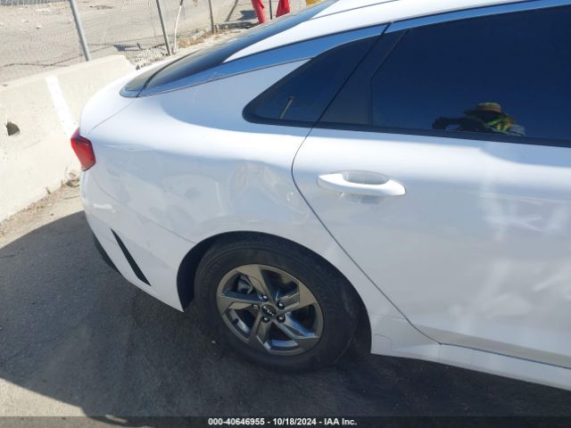 5XXG14J22NG107768 KIA K5 LXS