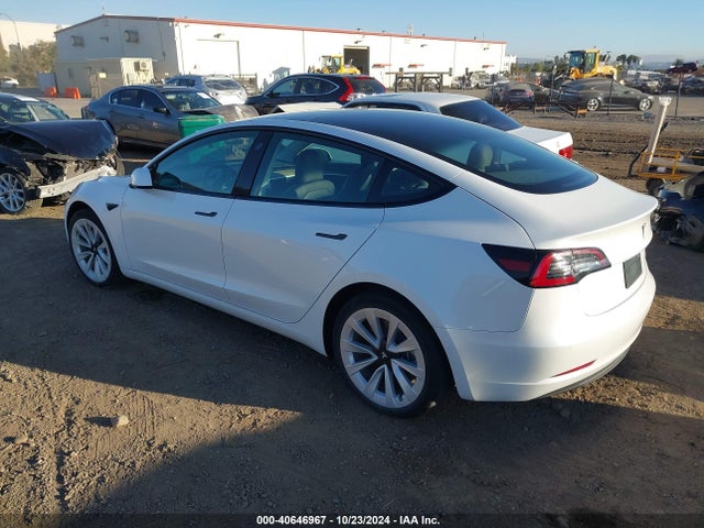 2021 TESLA MODEL 3 5YJ3E1EB6MF050505 Photo 2