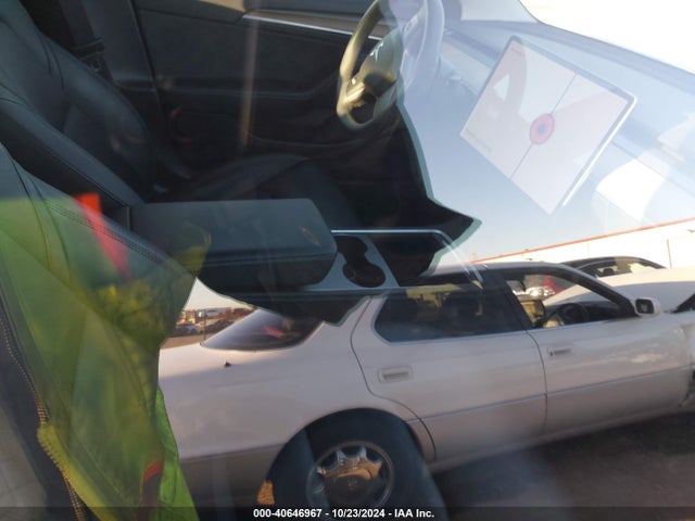 2021 TESLA MODEL 3 5YJ3E1EB6MF050505 Photo 4