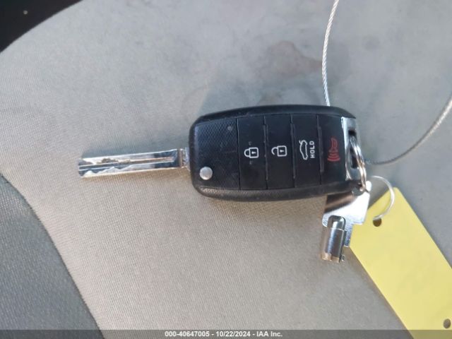 5XXGM4A71EG318821 KIA Optima Lx