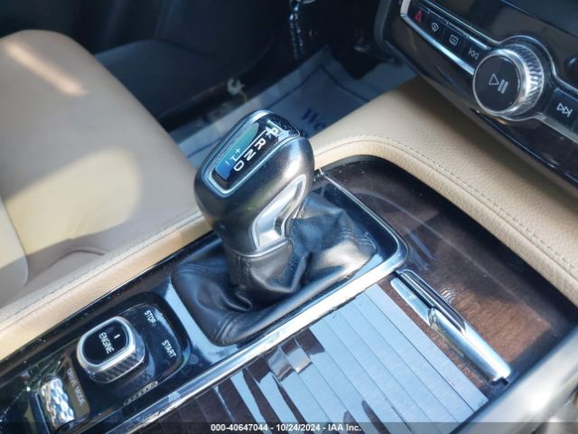 YV4A22PK1H1121334 Volvo Xc90 T6 Momentum