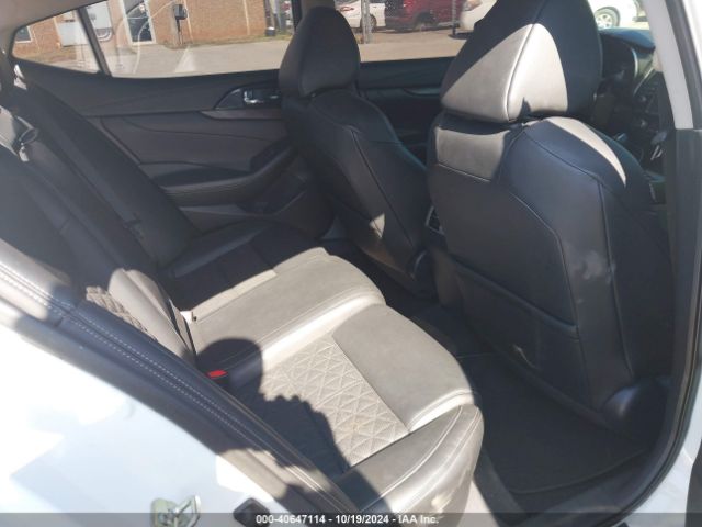 1N4AA6AP5HC406825 Nissan Maxima 3.5 Platinum