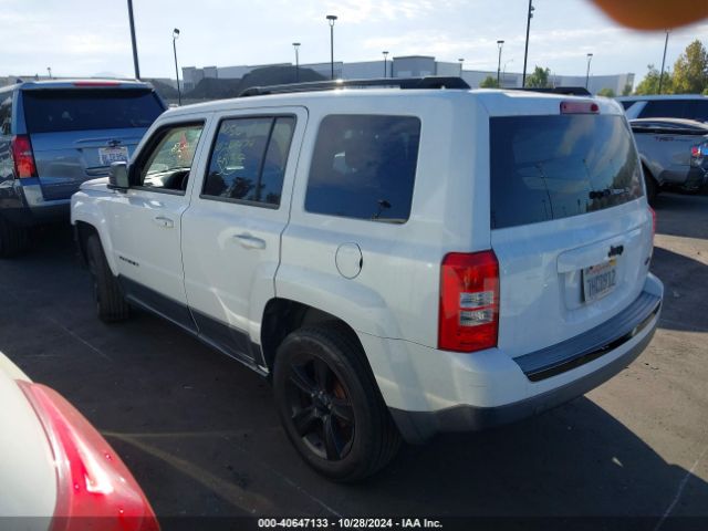 1C4NJPBA9FD107941 Jeep Patriot Altitude Edition