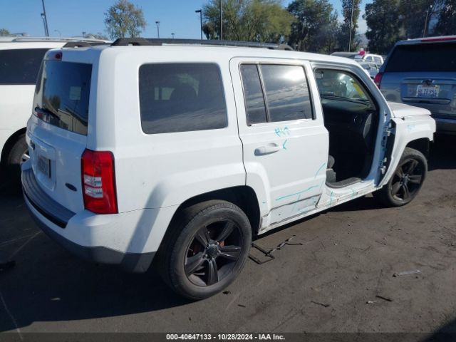 1C4NJPBA9FD107941 Jeep Patriot Altitude Edition