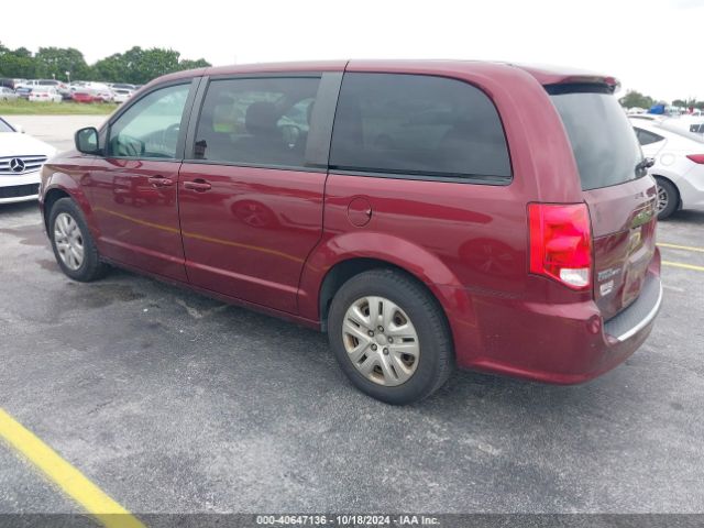 2C4RDGBG3JR163960 Dodge Grand Caravan Se
