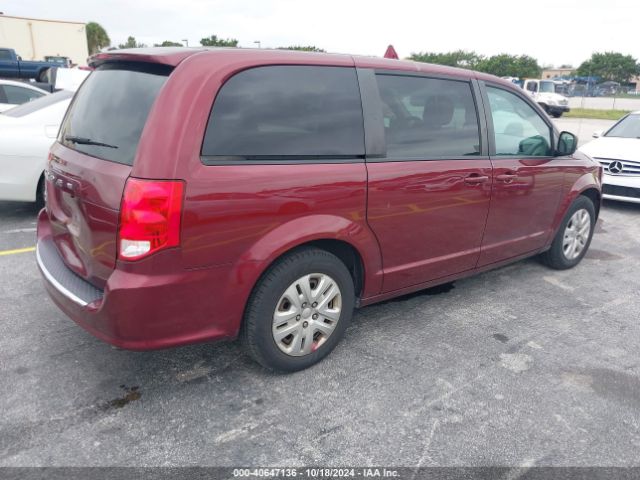 2C4RDGBG3JR163960 Dodge Grand Caravan Se