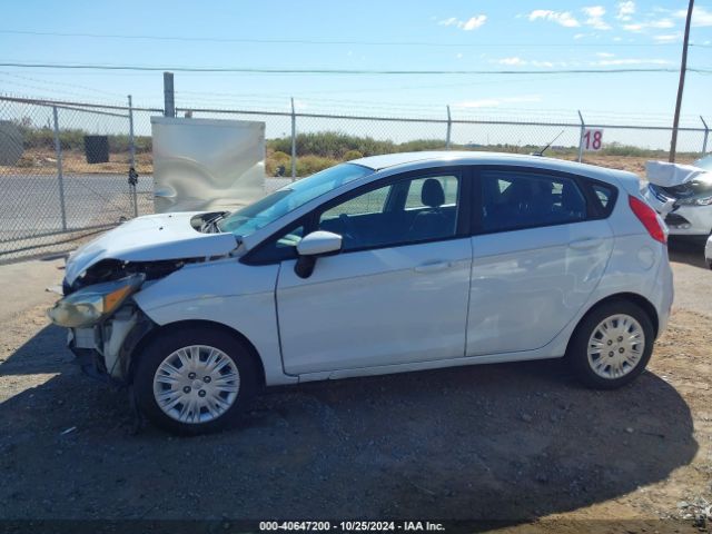3FADP4TJ5GM172188 Ford FIESTA S