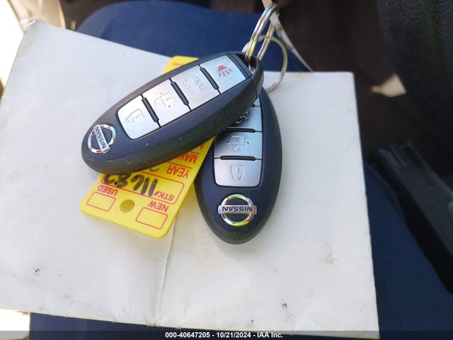 Nissan Altima 2.5 S 2017 1N4AL3AP0HC180959 Image 11