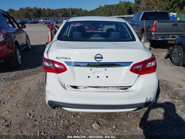 Nissan Altima 2.5 S 2017 1N4AL3AP0HC180959 Image 16