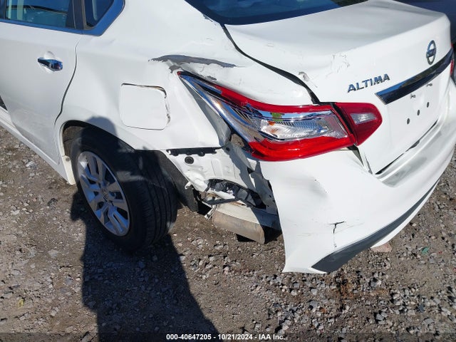 Nissan Altima 2.5 S 2017 1N4AL3AP0HC180959 Image 6