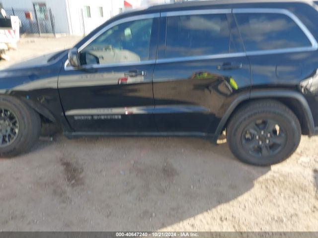 1C4RJEAG8HC916982 Jeep Grand Cherokee Laredo 4x2
