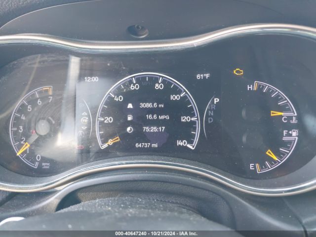 1C4RJEAG8HC916982 Jeep Grand Cherokee Laredo 4x2