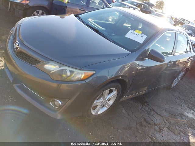 Toyota CAMRY SE 2014 4T1BF1FK8EU420414 Image 2