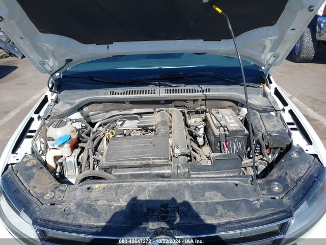 3VW2B7AJ4HM327008 Volkswagen 1.4 tsi
