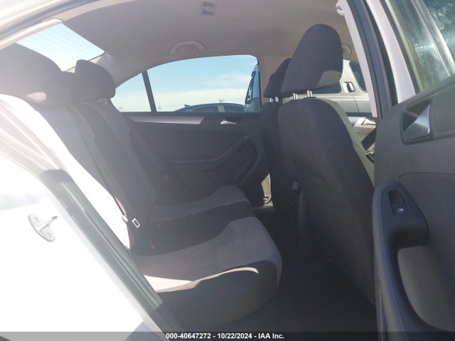 3VW2B7AJ4HM327008 Volkswagen 1.4 tsi