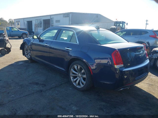 Chrysler 300C 2015 2C3CCAET2FH845969 Image 3
